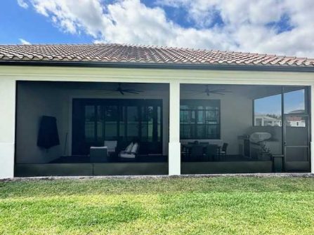 Screen Enclosures - 28