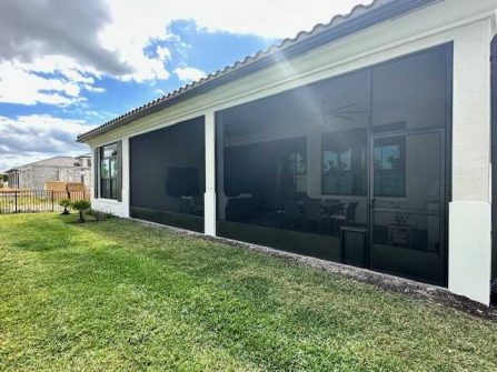 Screen Enclosures - 30