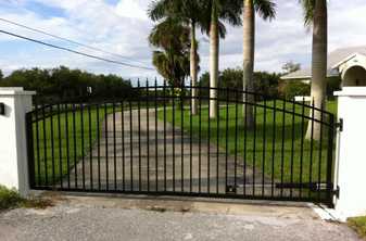 driveway gate palm beach